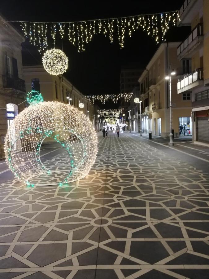 Albergo Roma Ланчано Екстер'єр фото