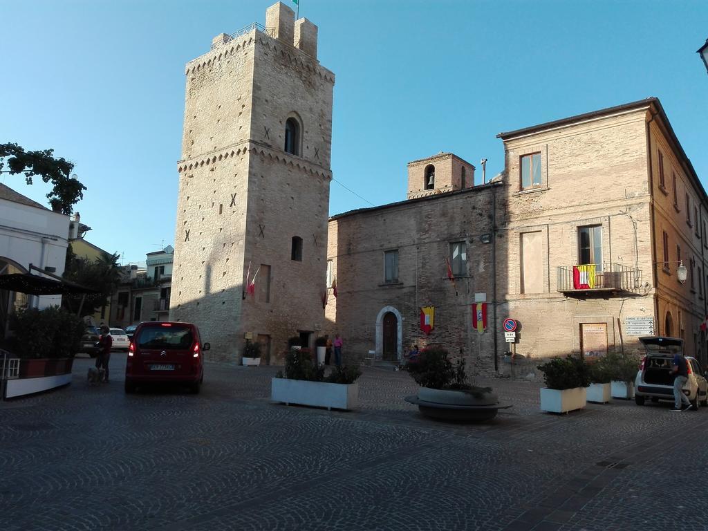 Albergo Roma Ланчано Екстер'єр фото