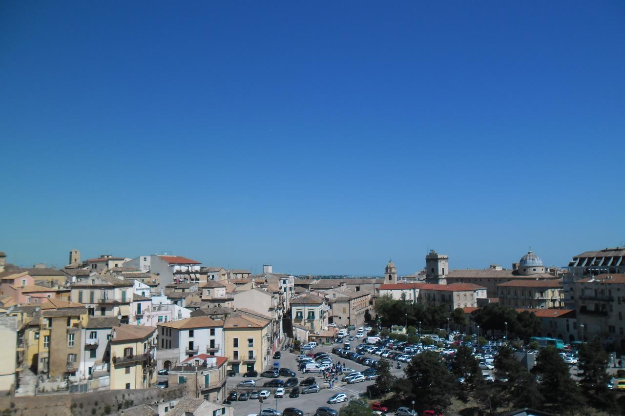 Albergo Roma Ланчано Екстер'єр фото